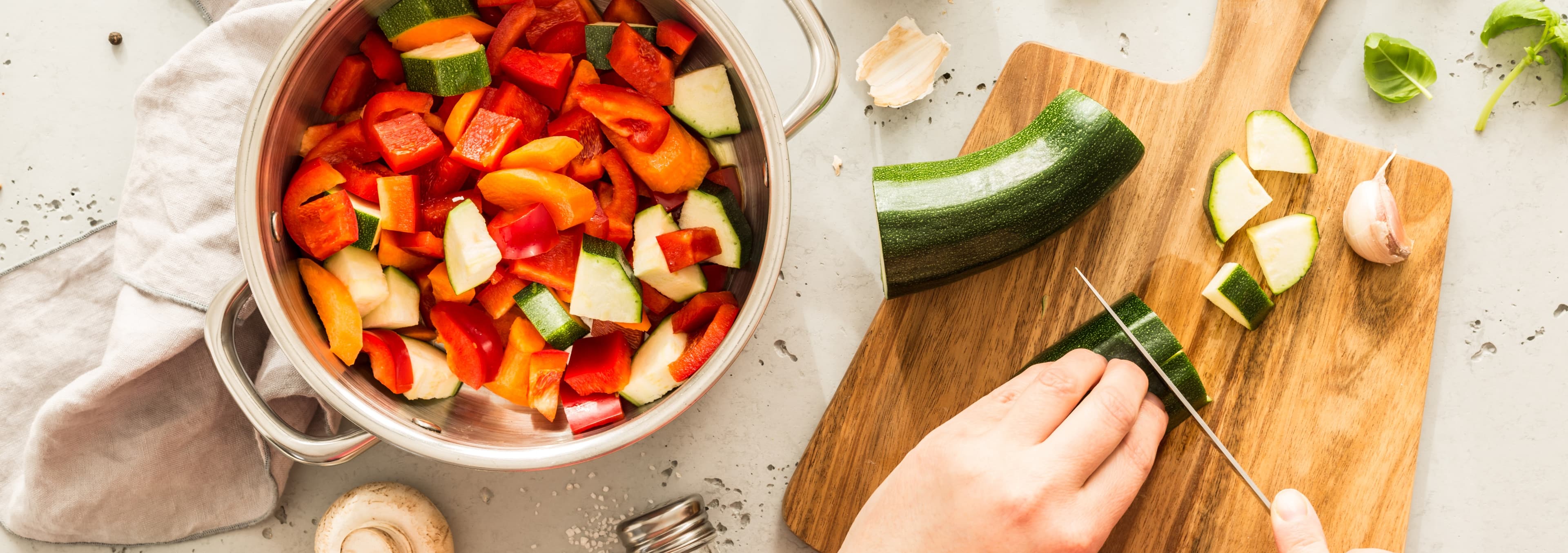 Throwing away edible food costs the average Welsh household £52 per month